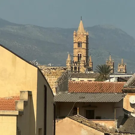 Cristina's House Terrace In Historical Centre Palermo
